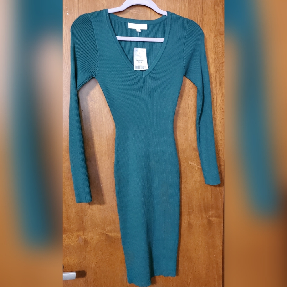 Hunter Green form fitting dress